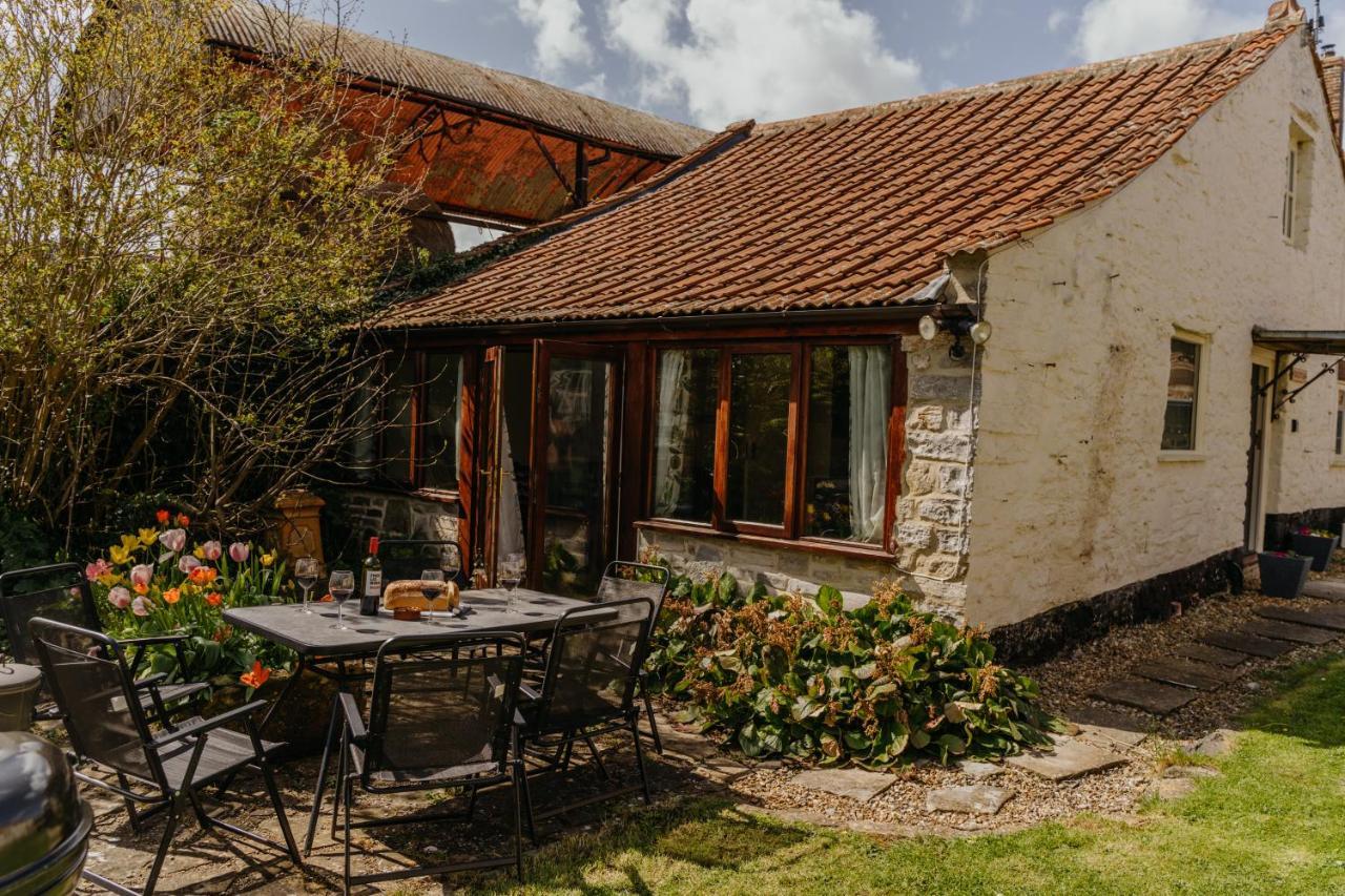 Othery Little England Retreats - Cottage, Yurt And Shepherd Huts מראה חיצוני תמונה
