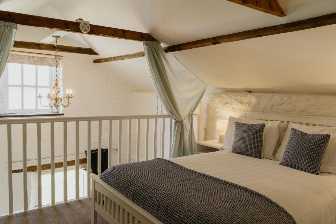 Othery Little England Retreats - Cottage, Yurt And Shepherd Huts מראה חיצוני תמונה