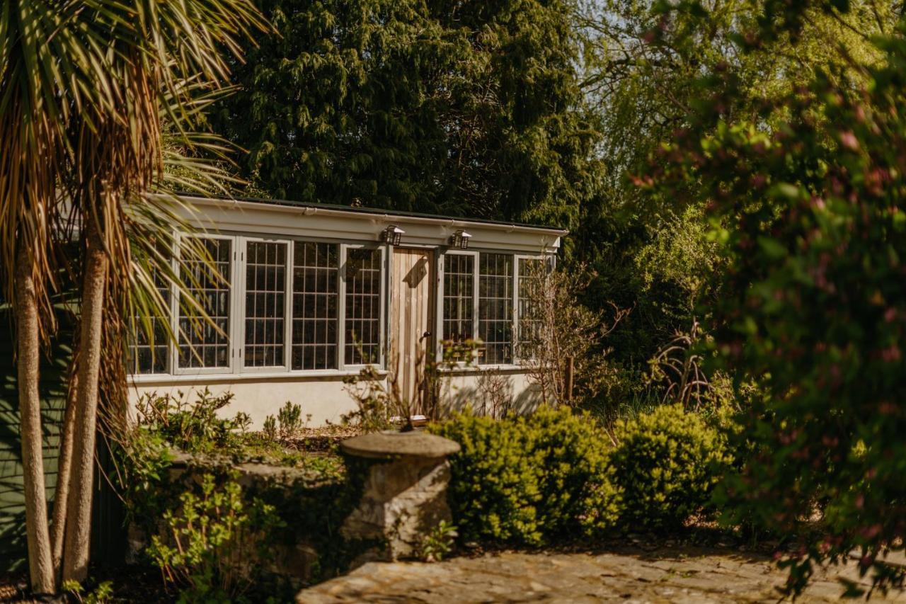 Othery Little England Retreats - Cottage, Yurt And Shepherd Huts מראה חיצוני תמונה
