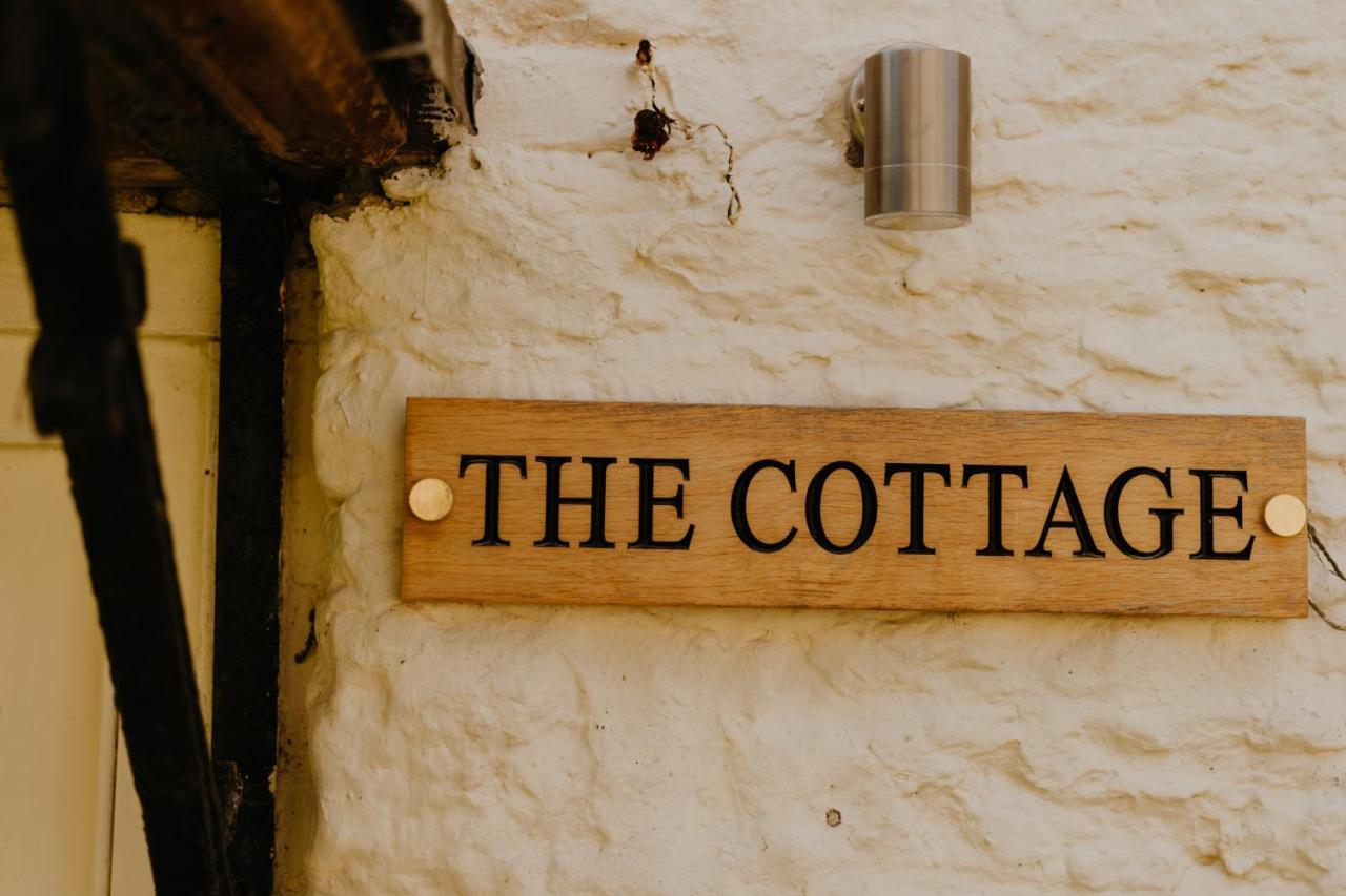 Othery Little England Retreats - Cottage, Yurt And Shepherd Huts מראה חיצוני תמונה